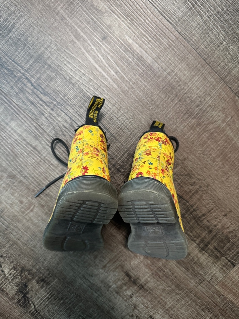 Dr. Martens Yellow Floral Lace-Up Boots - Picture 6 of 8